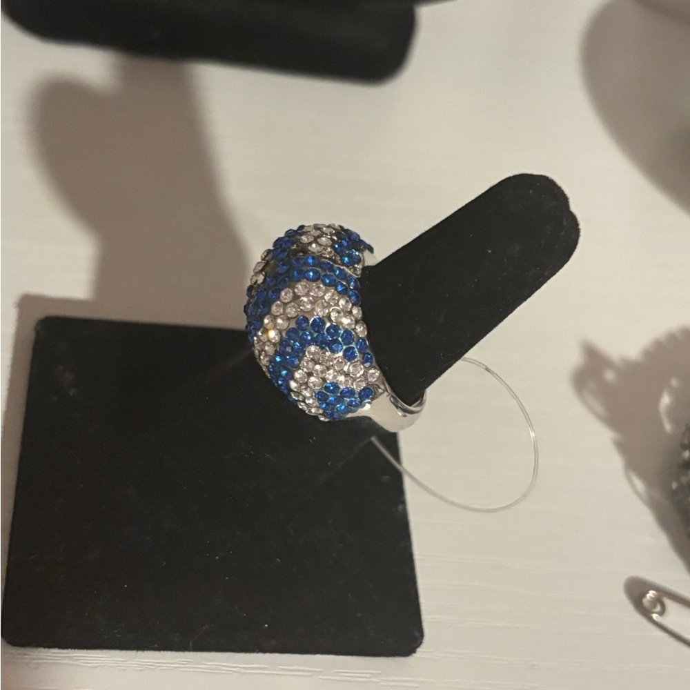 Elegant Silver and Blue Ring